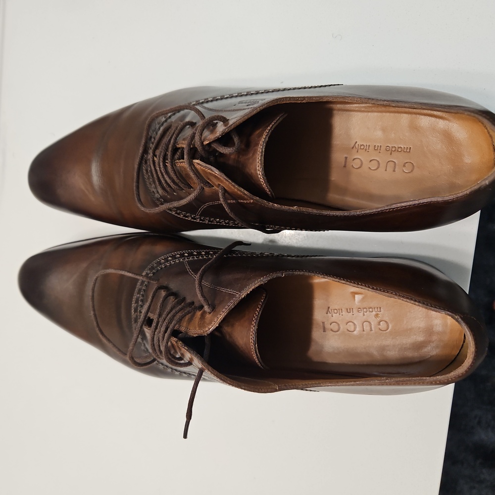 Gucci Brown Leather Lace Up Oxfords size 9.5 US